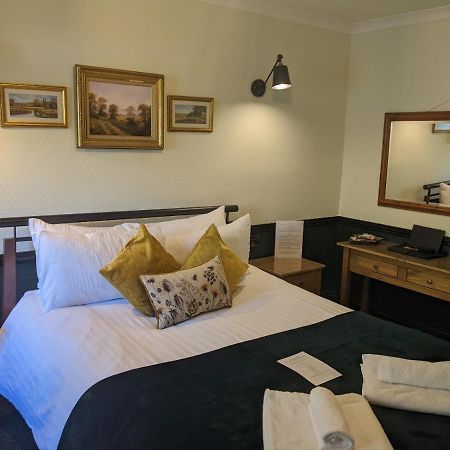 London Inn Saint Neot Dış mekan fotoğraf